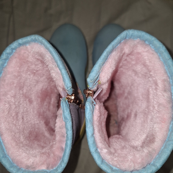 YRU platform rainbow boots. - Picture 6 of 8